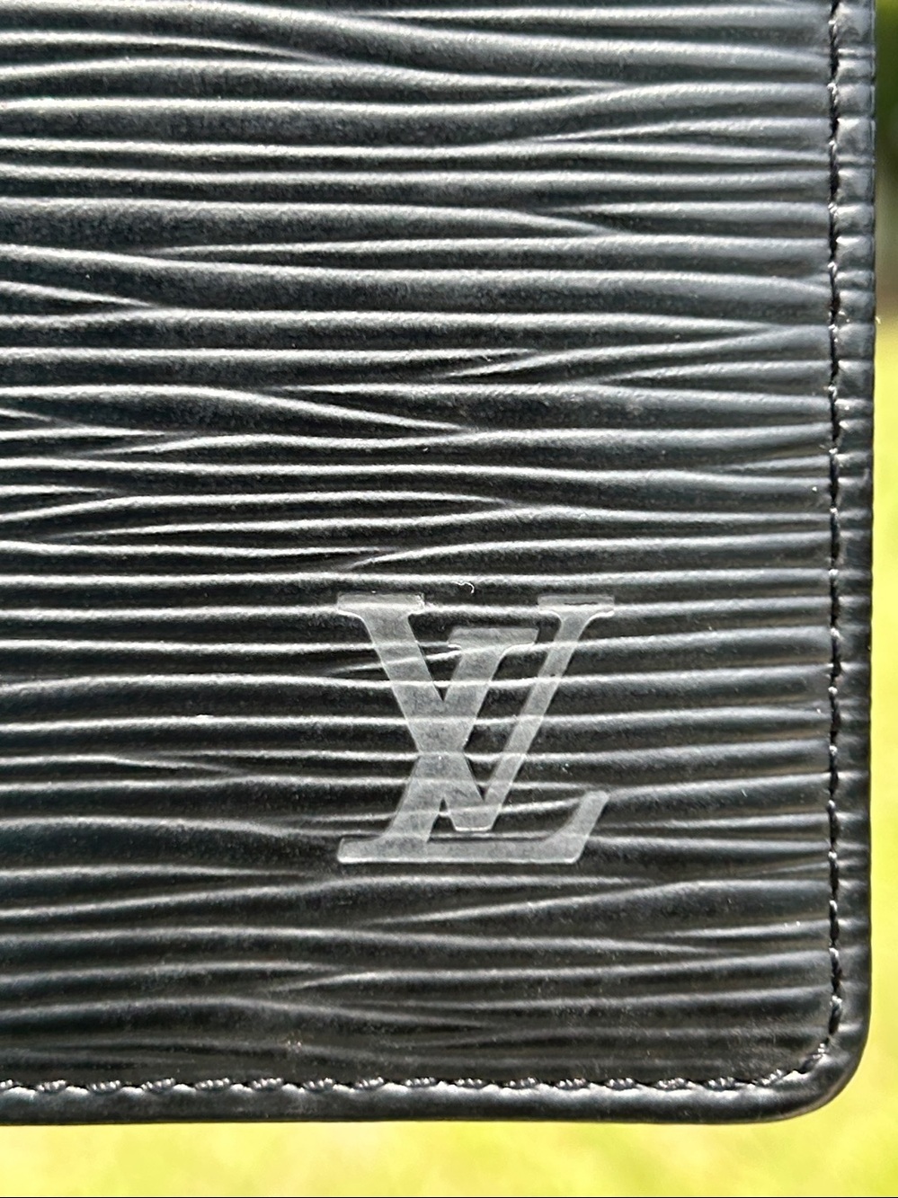 Louis Vuitton Epi long wallet, black - Picture 6 of 16